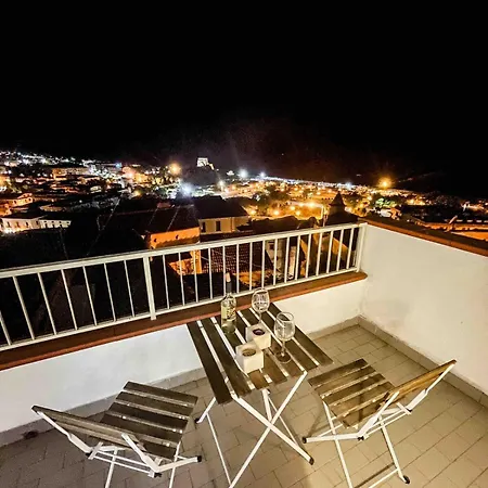 Дом отдыха Roof Terrace House Скалея